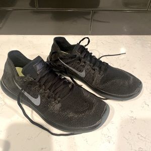 Nike Flyknit Used Size 9 Men *Great Condition